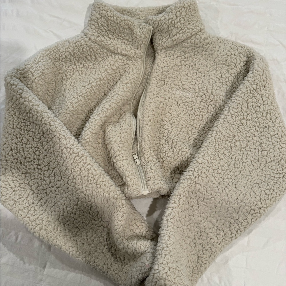 Skims Crop Sherpa Jacket size Medium